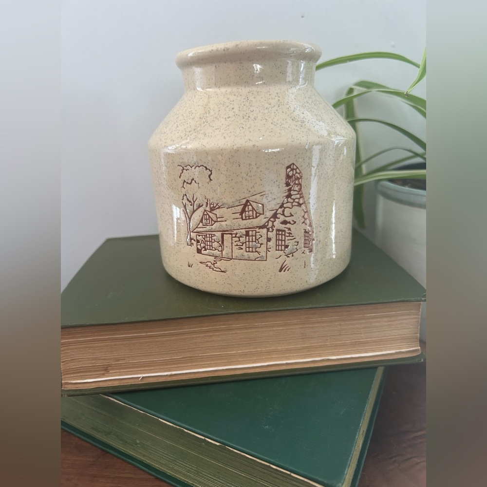 Rustic Hanstan Australia Country Pottery Ceramic BISCUIT cookie jar Tom Cross